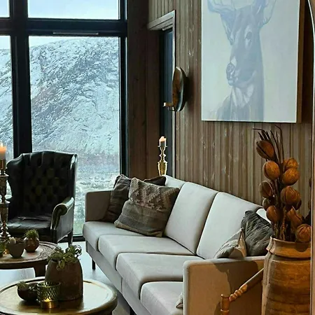 Hébergement de vacances With Inout And View Of Loefjell