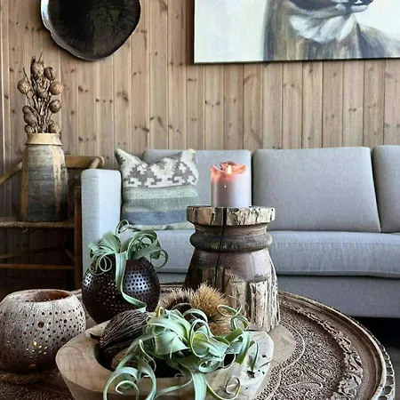 With Inout And View Of Loefjell Holiday home *
